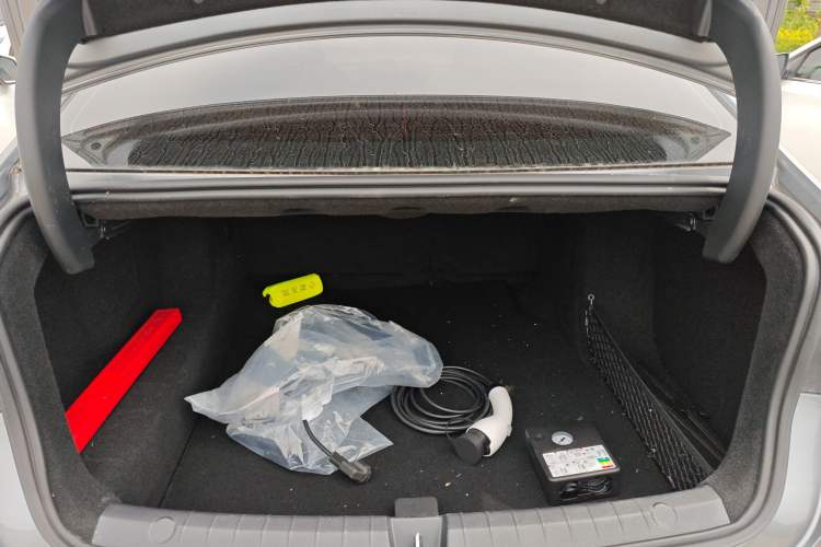 Used BYD Destroyer 05 2024 HONOR Edition DM-i 55KM Luxury Model Trunk