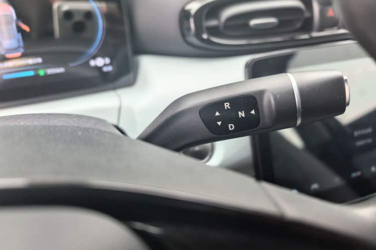 Used Leapmotor T03 2022 YAOJIN Edition Gear Lever