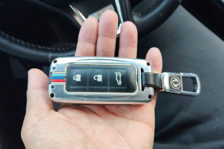 Used Dongfeng Fengon 580 2017 1.5T CVT Smart Style Model
