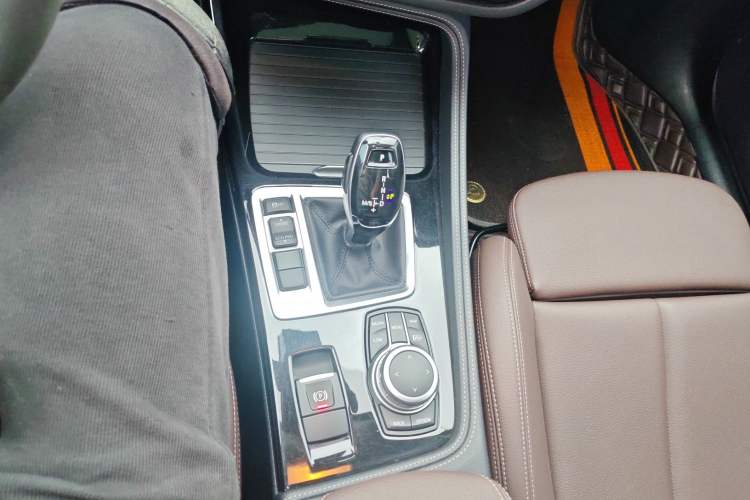 Used BMW 1 Series 2021 120i M Sport Night Edition Gear Lever