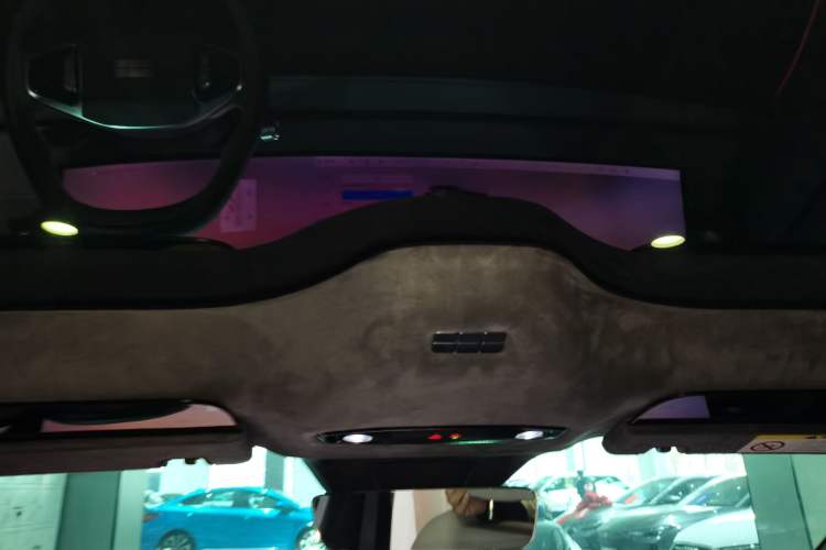 Used Geely Galaxy E8 2024 665 km Range Rear-Drive Starship Intelligent Driving Version
