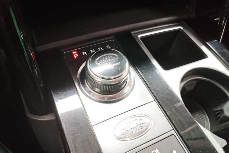 Used Land Rover Discovery 2018 2.0T SE