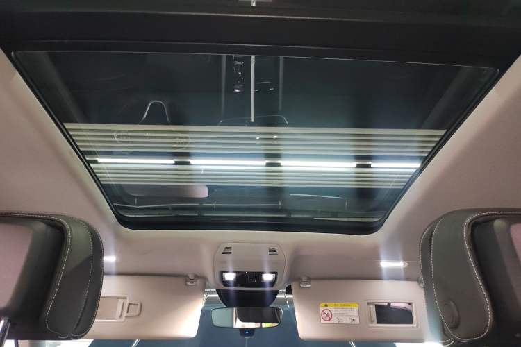 Used Volkswagen Teramont 2024 380TSI All-Wheel Drive Longyao Edition Headliner