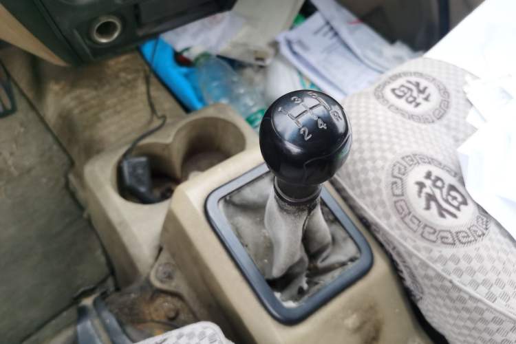 Used Dongfeng Xiaokang C37 2012 1.4L Comfort Version DK13-06
