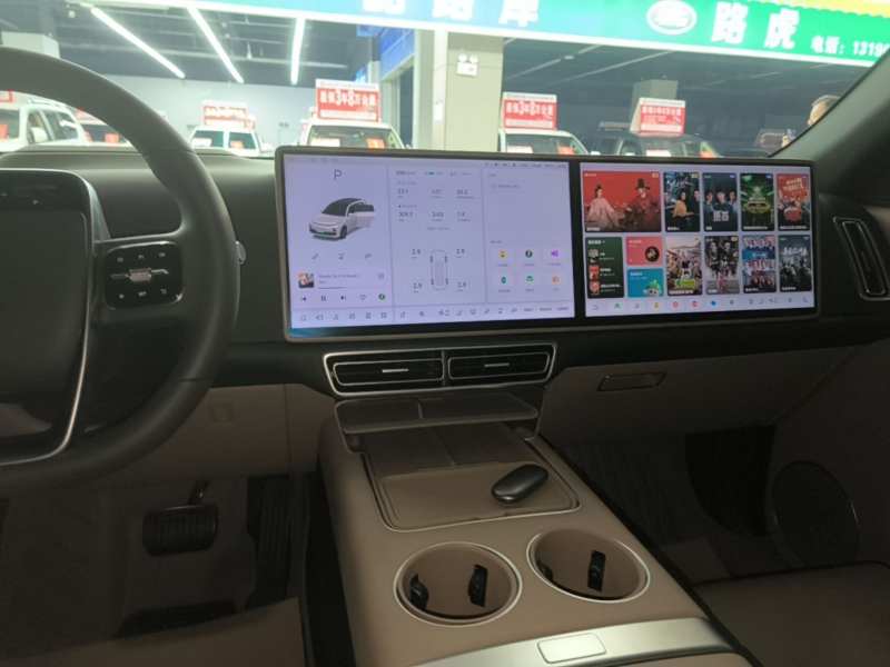 Used Li Auto L7 2025 Pro Smart Refresh Edition — 12