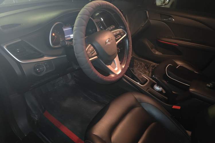 Used Chevrolet Monza 2019 RS 330T Automatic Comfort Edition China VI Standard Driver Seat