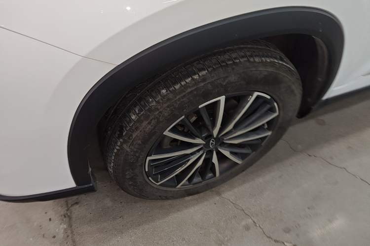 Used Chery Tiggo 8 PRO 2025 290T Two-Wheel-Drive Luxury Edition