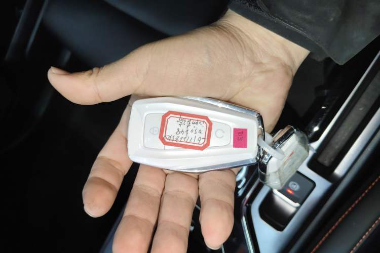 Used Geely Auto Cowboy 2025 1.5TD Fun-Offroad Version Vehicle Key