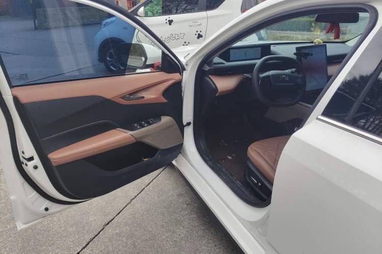 Used CHANGAN NEVO A05 2024 145 Max
