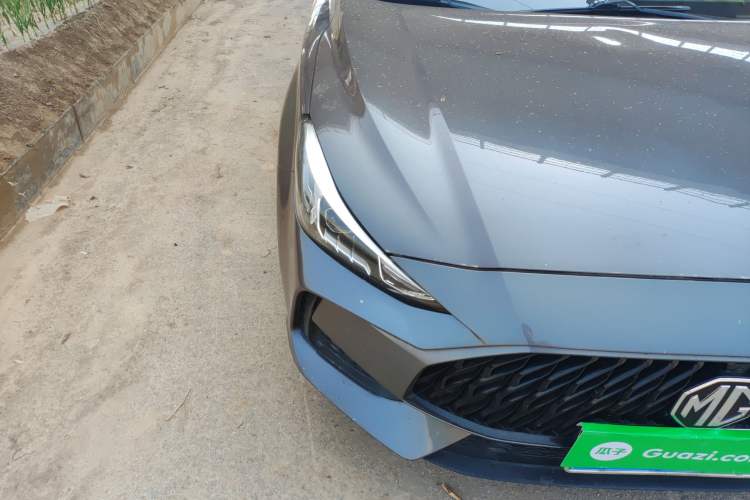 Used MG 5 2022 180 DVVT CVT Youth Luxury Edition
