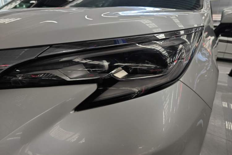 Used Toyota Sienna 2023 2.5L Hybrid Comfort Edition
