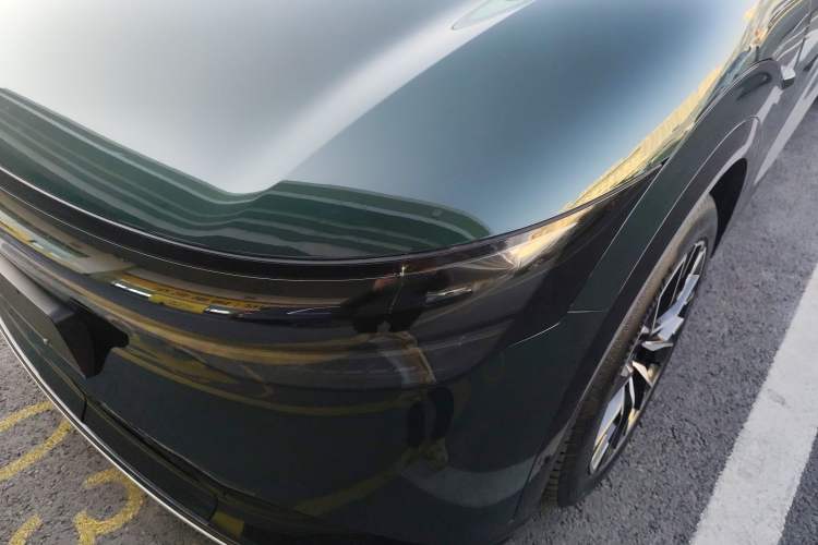 Used Zeekr 7X 2025 100 kWh Long-Range Rear-Wheel Drive with Intelligent Driving Features