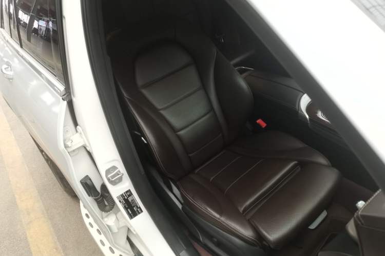 Used Mercedes-Benz GLC 2020 Facelift GLC 300 L 4MATIC Dynamic Edition