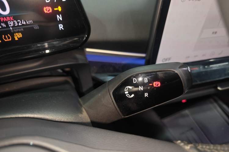 Used Volkswagen ID.UNYX 2024 Revised Pro Long-Range Version
