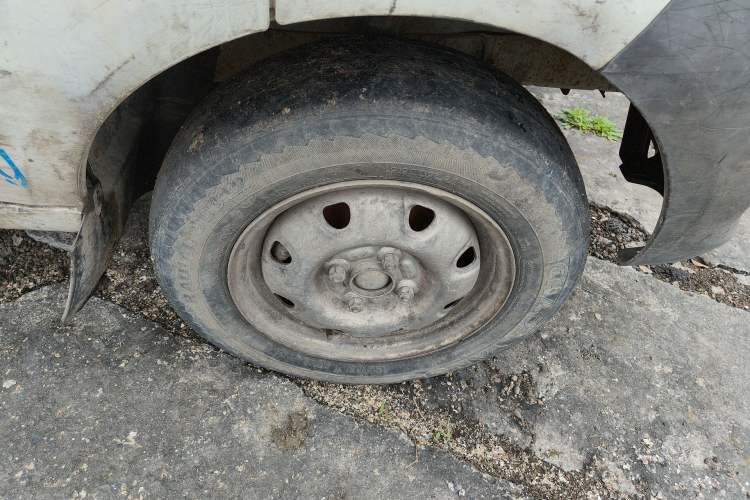 Used CHANGAN KAICHENG Star 3  Right Front Wheel Hub