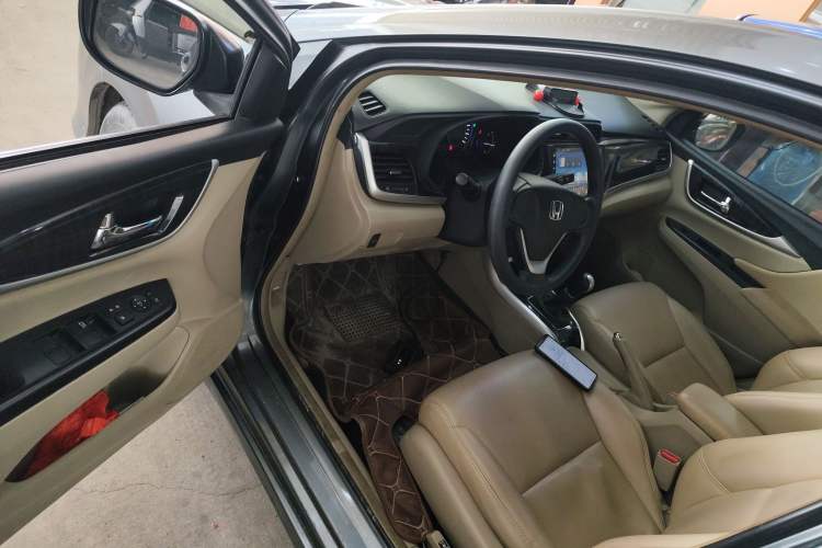 Used Honda Crider 2013 1.8L manual Comfort version