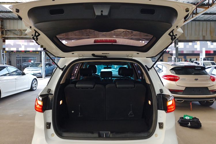 Used BYD Song MAX 2019 1.5T Automatic Smart Connect Ruiyi Sunroof Model 7 Seats China VI Standard
