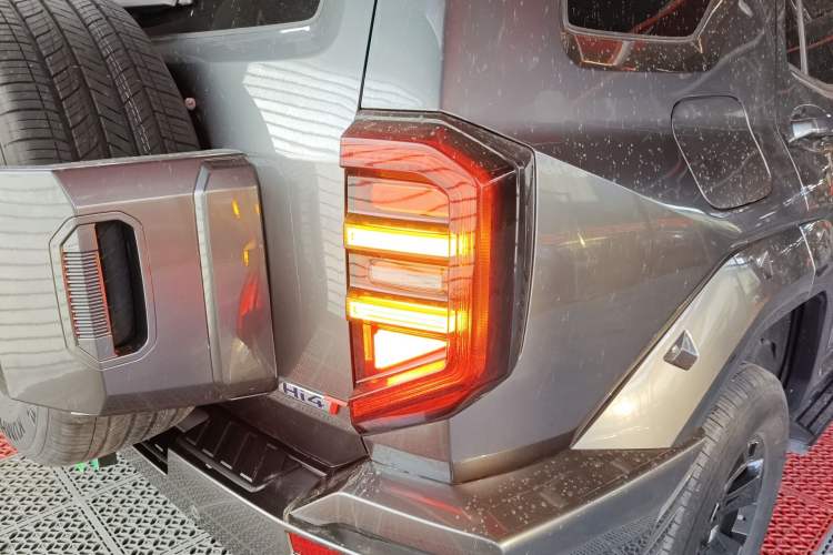 Used Tank 400 New Energy 2024 Hi4-T Off-Road Edition Exterior 3