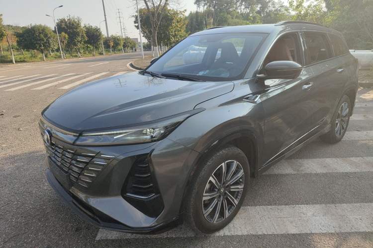 Used CHANGAN CS75 PLUS 2024 3rd Generation Champion Edition 1.5T Intelligent Drive Dynamic Model