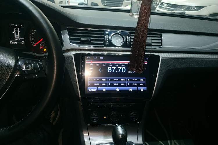 Used Volkswagen Passat 2017 330TSI DSG Luxury Edition
