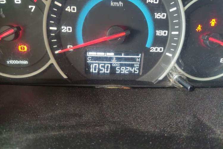 Used Wuling Hongguang V 2019 1.5L Enjoyment Version China VI LAR