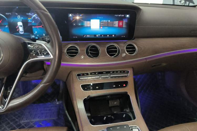 Used Mercedes-Benz E-Class 2023 E 260 L
