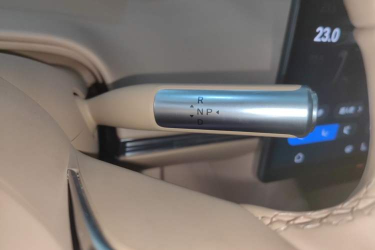 Used Hima Luxeed R7 2024 All-Electric 802 km Max
