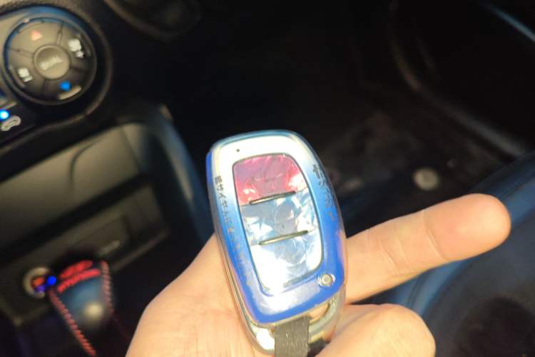 Used Hyundai ix35 2015 2.0L Automatic 2WD Smart Version China V Standard