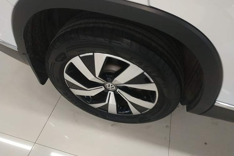 Used Volkswagen Tayron 2019 330TSI Two-Wheel Drive Luxury Model China VI Standard
