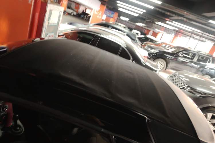 Used smart fortwo 2016 0.9T 66 kW Convertible Pioneer Edition
