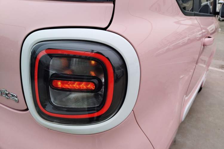 Used Bestune Pony 2025 222km Range Agile Horse