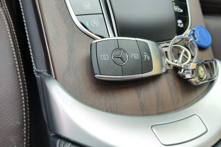 Used Mercedes-Benz GLC 2022 GLC 260 L 4MATIC Luxury Model
