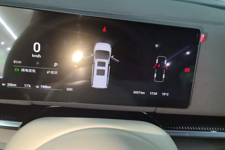 Used VOYAH Dream 2025 PHEV Four-Wheel-Drive Flagship Kunpeng Edition