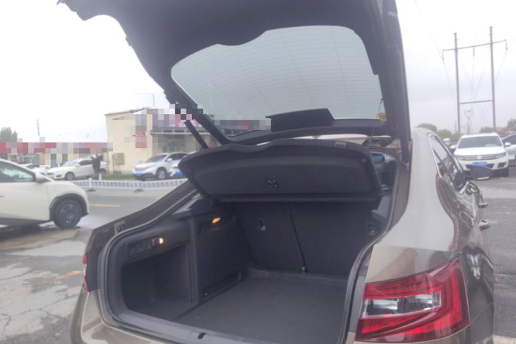 Used Skoda Superb 2016 TSI280 DSG Champion Edition Trunk