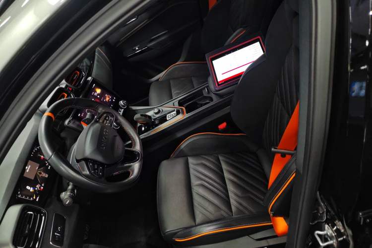 Used Lynk & Co 02 Hatchback 2021 2.0TD Halo Left Front Seat