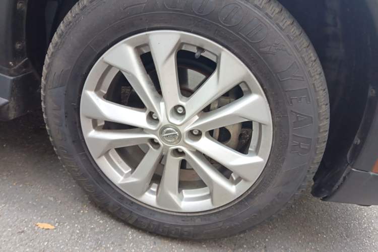 Used Nissan X-Trail 2014 2.0L CVT Comfort Edition 2WD
