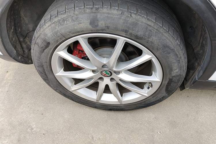 Used Alfa Romeo Stelvio 2017 2.0T 280HP Luxury Edition