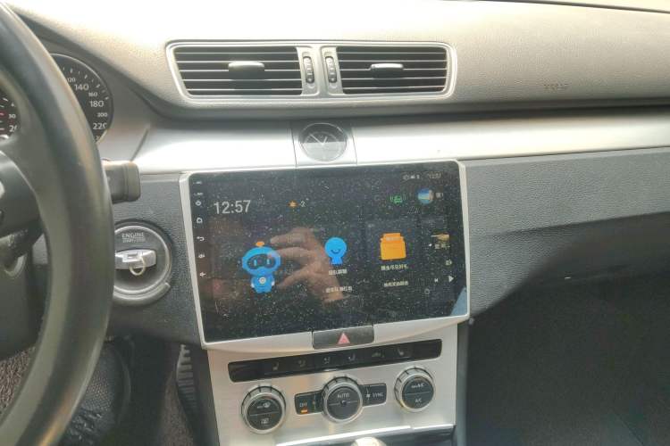 Used Volkswagen FAW-Volkswagen CC 2013 1.8TSI Prestige Model Audio And AC Panel