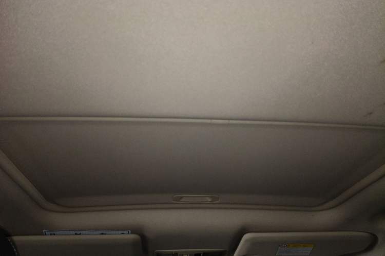 Used Mitsubishi Outlander 2019 2.0L Two-Wheel Drive Comfort Edition 5 Seats China VI Standard
