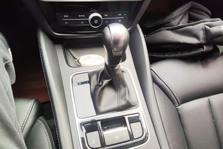 Used BYD Song MAX 2017 1.5T Automatic Smart Connect Luxury 7-Seater
