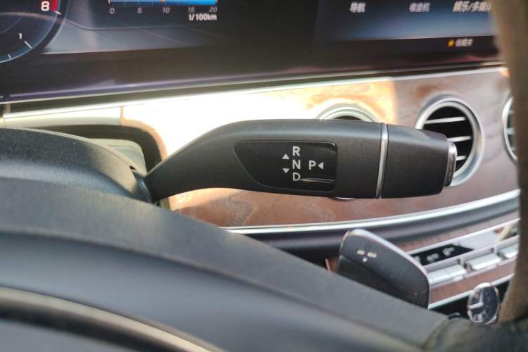 Used Mercedes-Benz E-Class 2018 Facelift E 200 L
