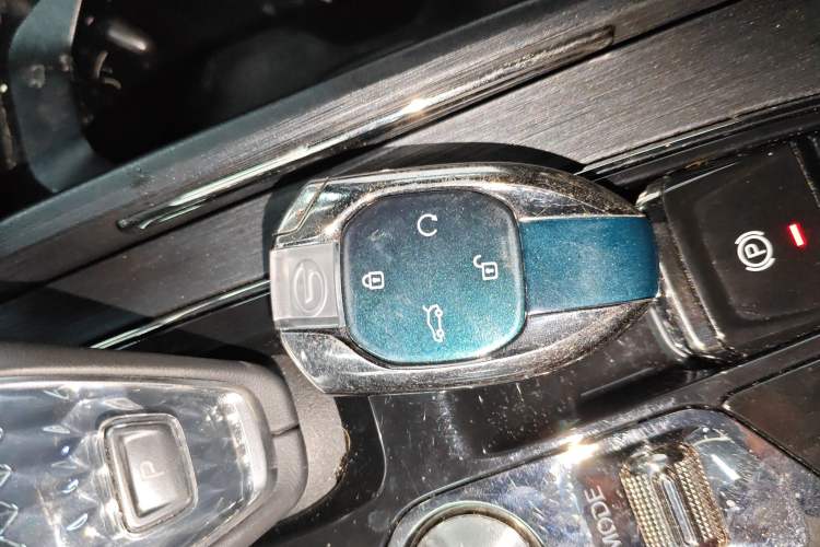 Used GAC Trumpchi GS8 2022 Dual-Engine Series 2.0TM Two-Wheel Drive Prestige Edition (7 Seats)