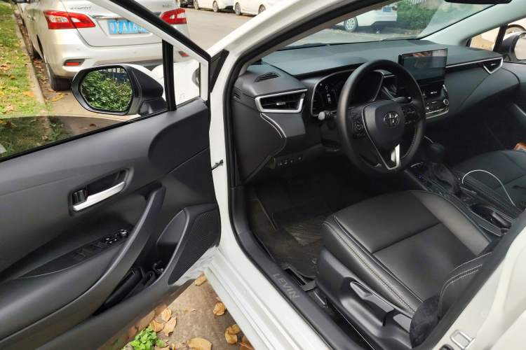 Used Toyota Levin 2024 Smart Electric Hybrid Dual-Engine 1.8L Luxury Edition