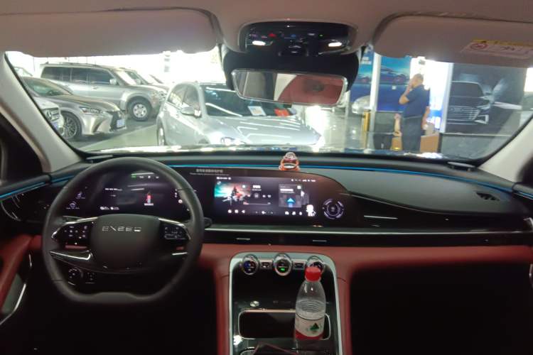 Used EXEED Stellar C-DM 2025 210 Extended-Range Pro Two-Wheel Drive