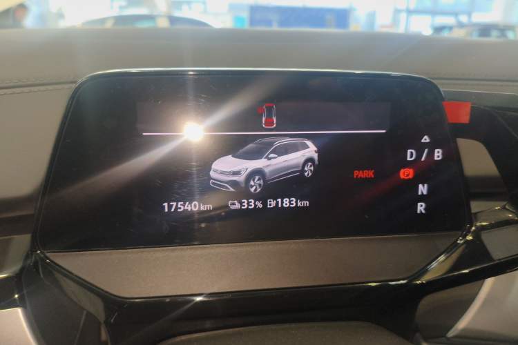 Used Volkswagen ID.6 CROZZ 2022 Long-Range PRO Edition
