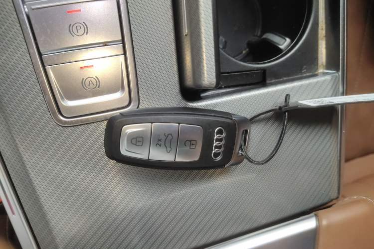 Used Audi A6L 2023 45 TFSI Prestige Elegant Edition