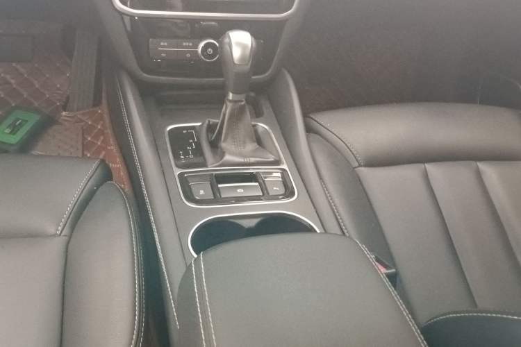 Used BYD Song MAX 2017 1.5T Automatic Smart Connect Elite 7-Seater