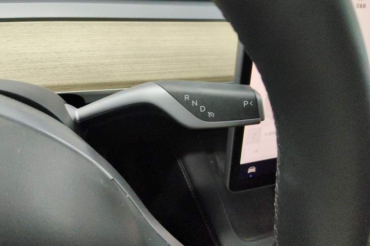 Used Tesla Model Y 2022 Rear-Wheel-Drive Version