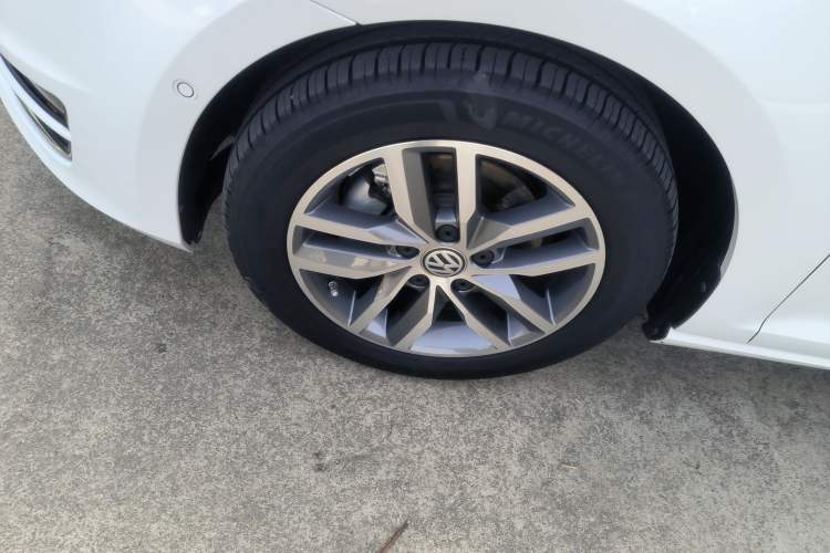 Used Volkswagen Golf 2017 230TSI Automatic Luxury Million-Vehicle Commemorative Edition