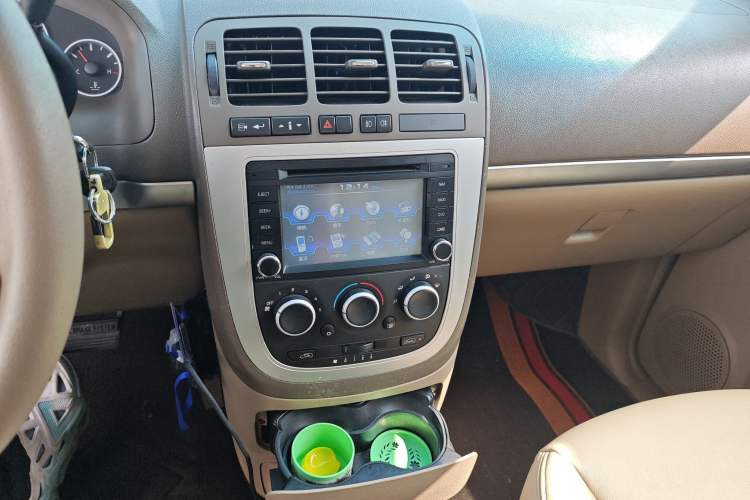 Used Buick GL8 2014 2.4L Comfort Edition
